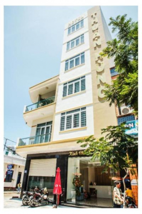 H Hotel